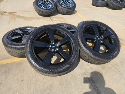 22" Land Rover Range DEFENDER OEM 72353 wheels rims CONTINENTAL SET