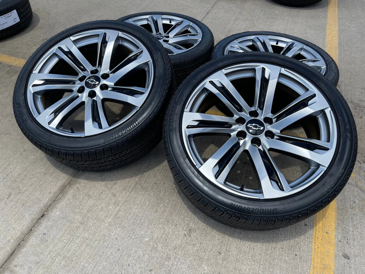 24" Chevy Tahoe Silverado OEM wheels rims tires Escalade 2023 2024 2025 2026 NEW