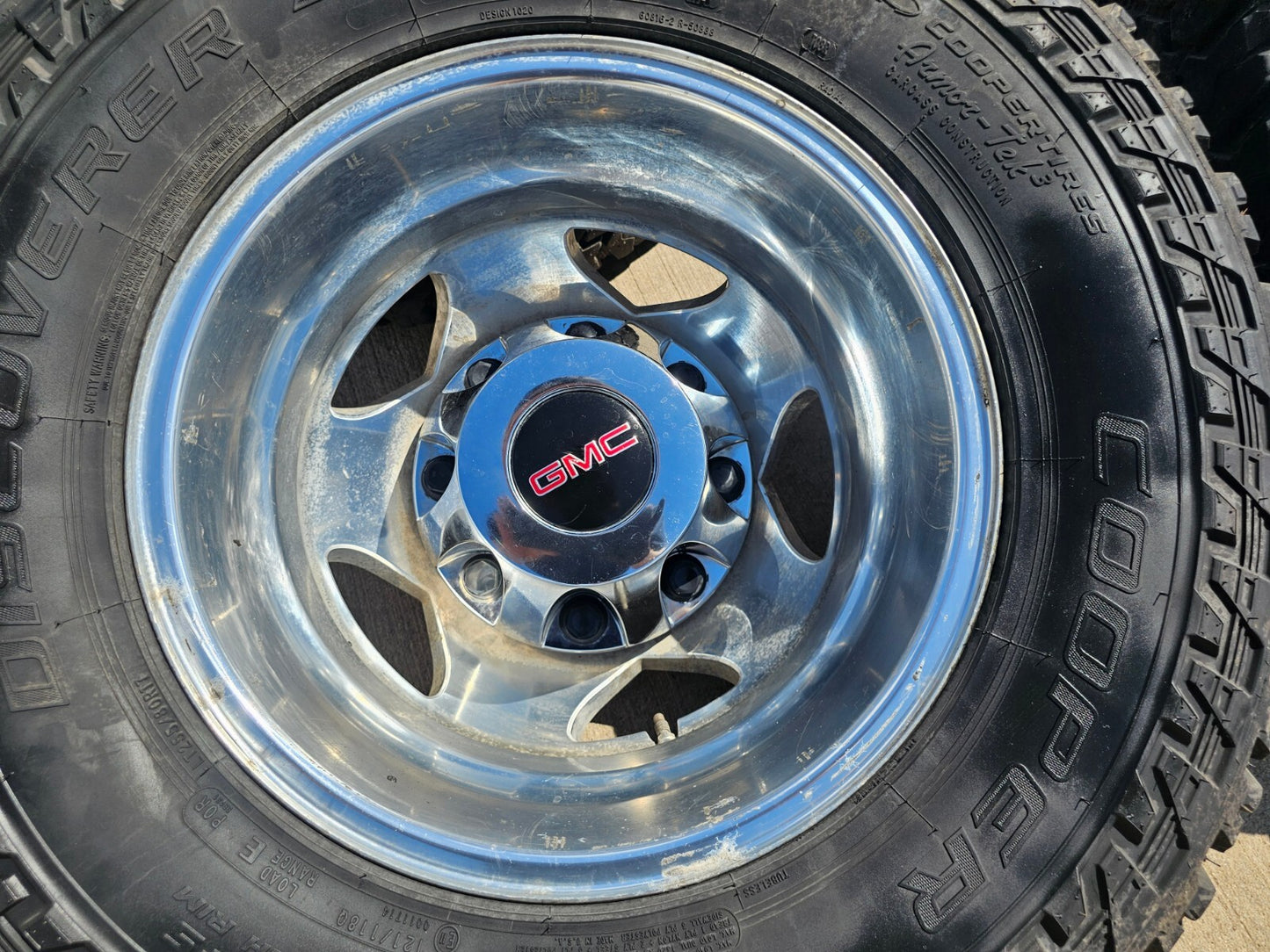 17" Chevy Silverado GMC Sierra 3500 Dually rims wheels OEM 5519 5520 8094