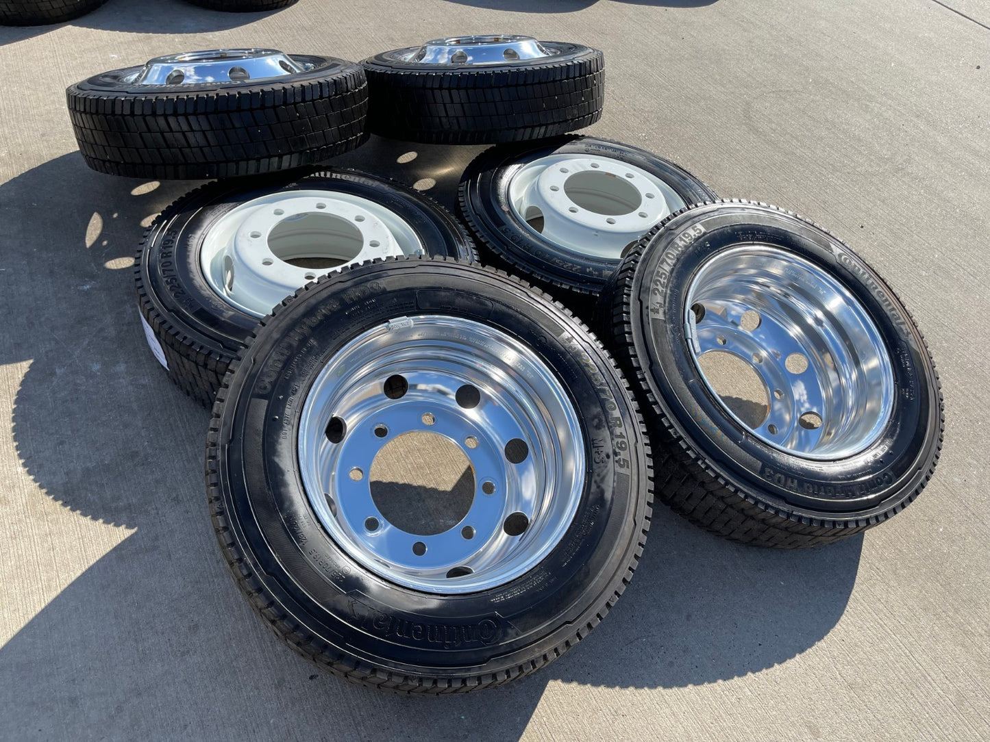 19.5" Chevy Silverado 4500HD 5500HD 6500HD rims wheels 8x275 OEM 2025 2026 NEW