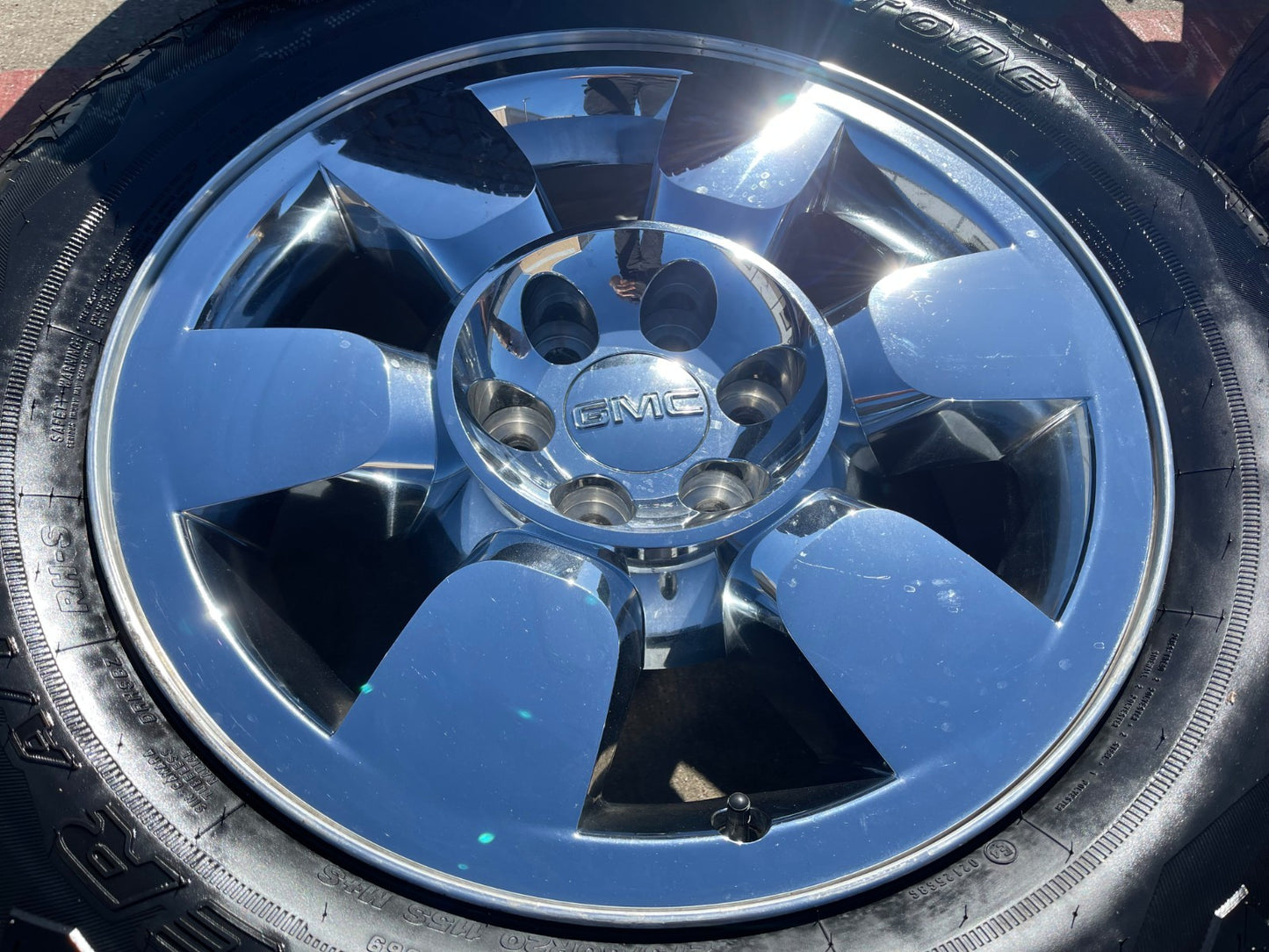 20" GMC Sierra Yukon DENALI OEM wheels rims 5419 BRIDGESTONE DUELER A/T NEW