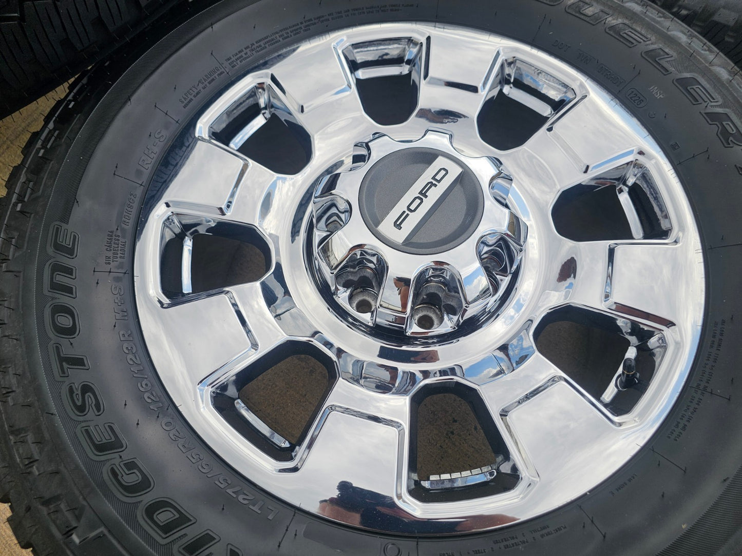 20" Ford F-250 F-350 OEM LARIAT LIMITED 10295 25085 10552 wheels rims CHROME NEW