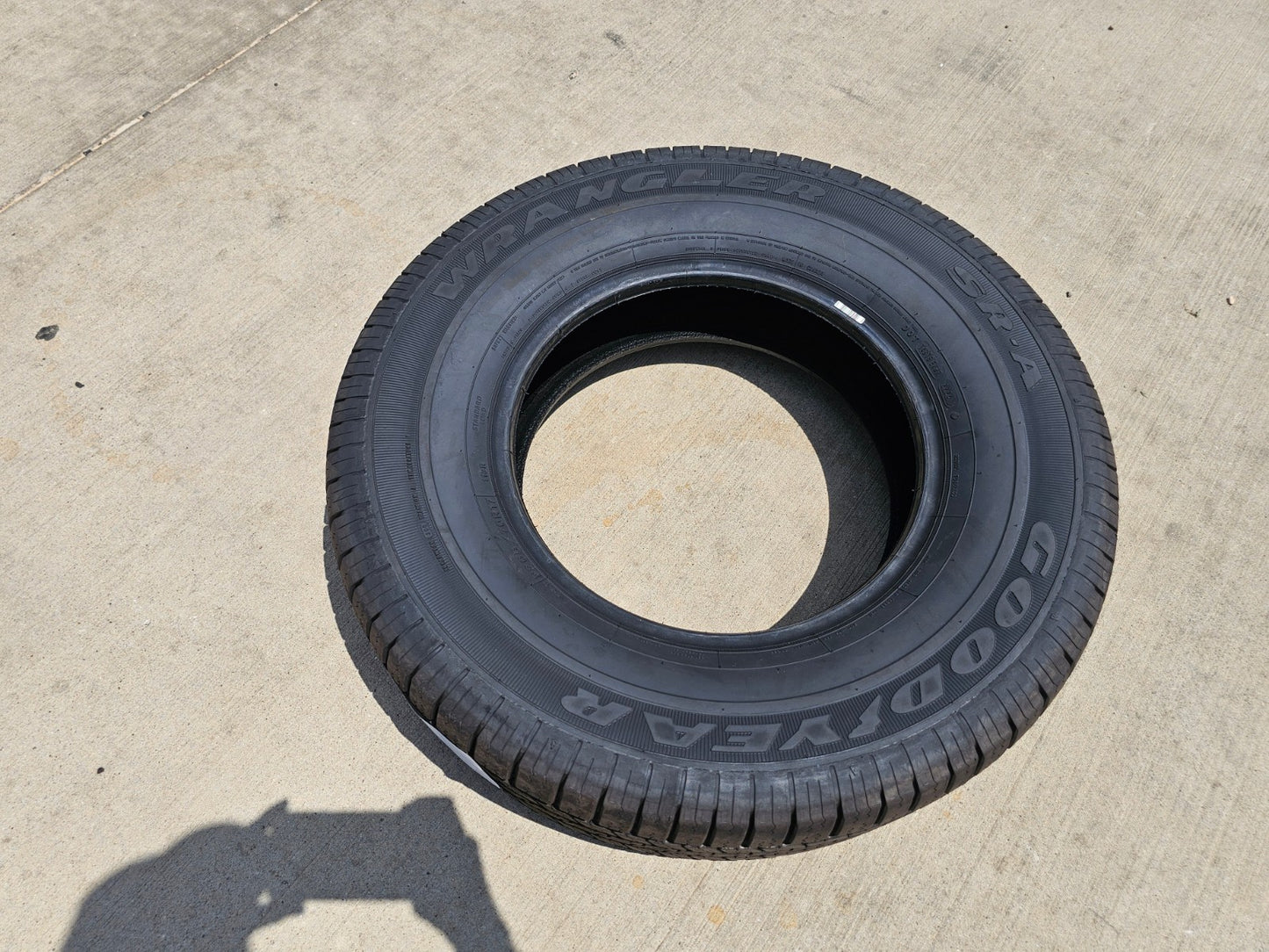 (1) 265/70/17 Goodyear Wrangler SR-A tire P265/70R17 113R M+S NEW