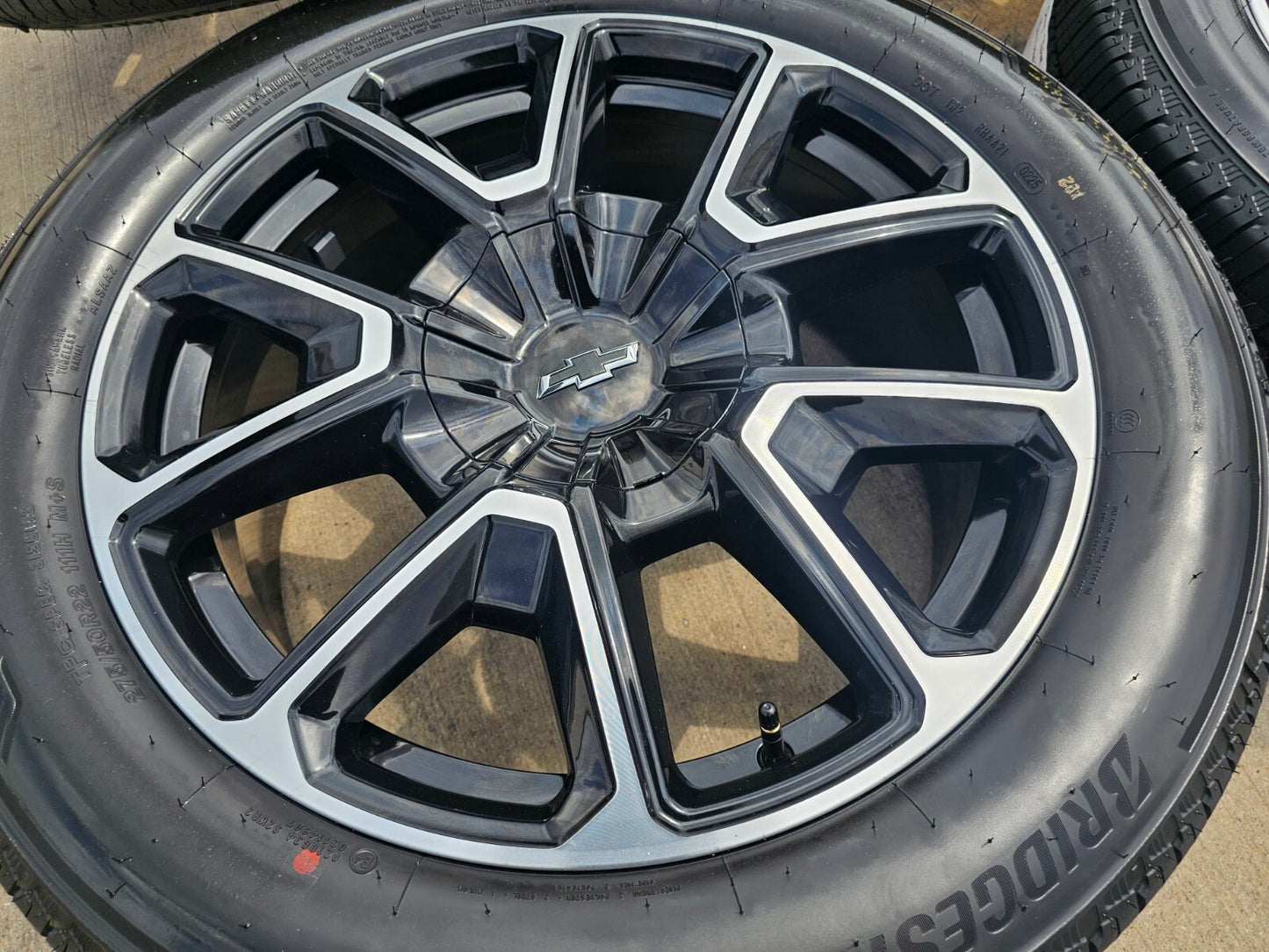 22" Chevy Tahoe Silverado RST OEM 14035 wheels rims 2024 2025 2026 NEW