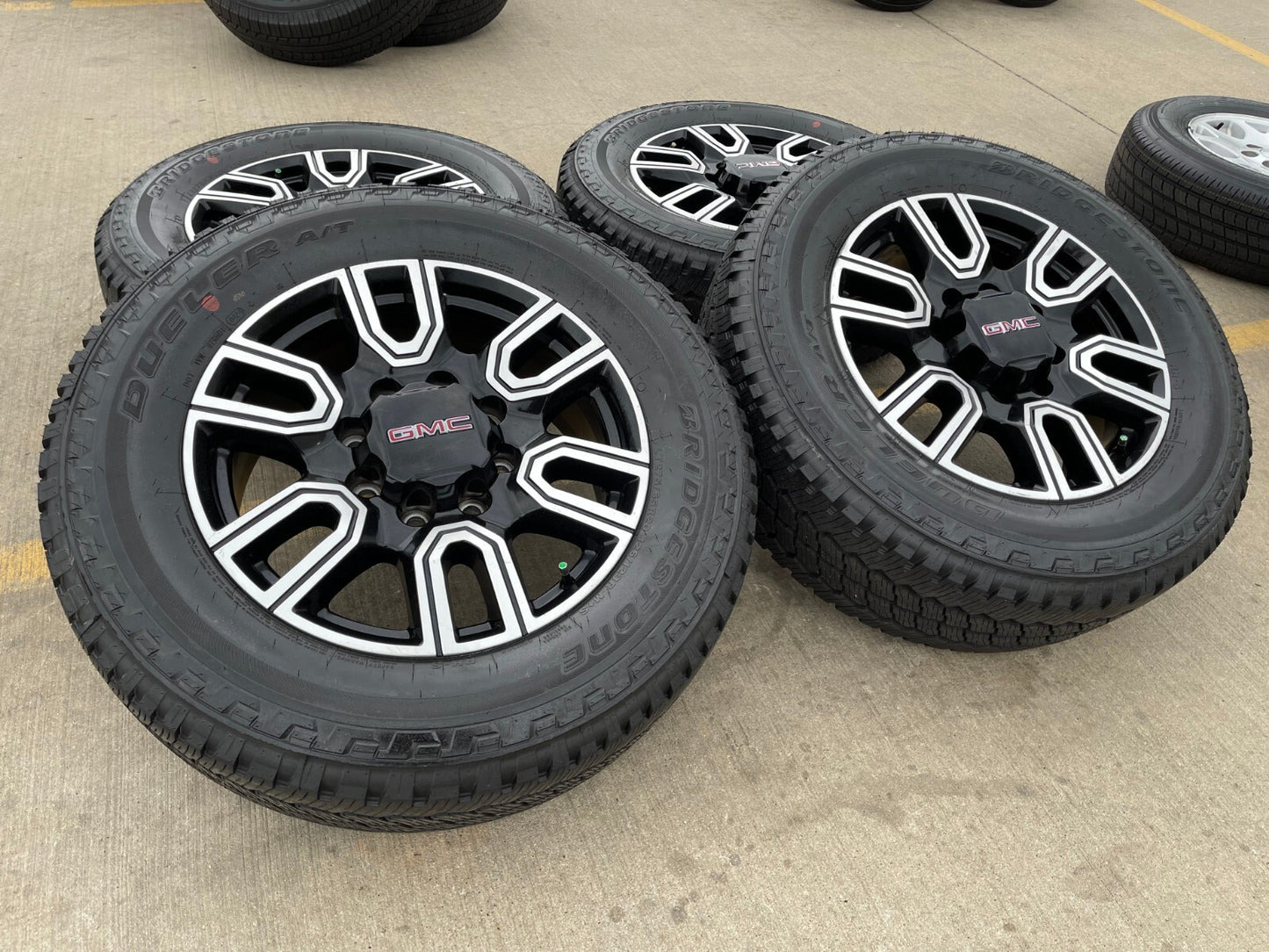 20" GMC Sierra AT4 2500 3500 OEM wheels rims 5950 Silverado 2023 2024 2025 2026