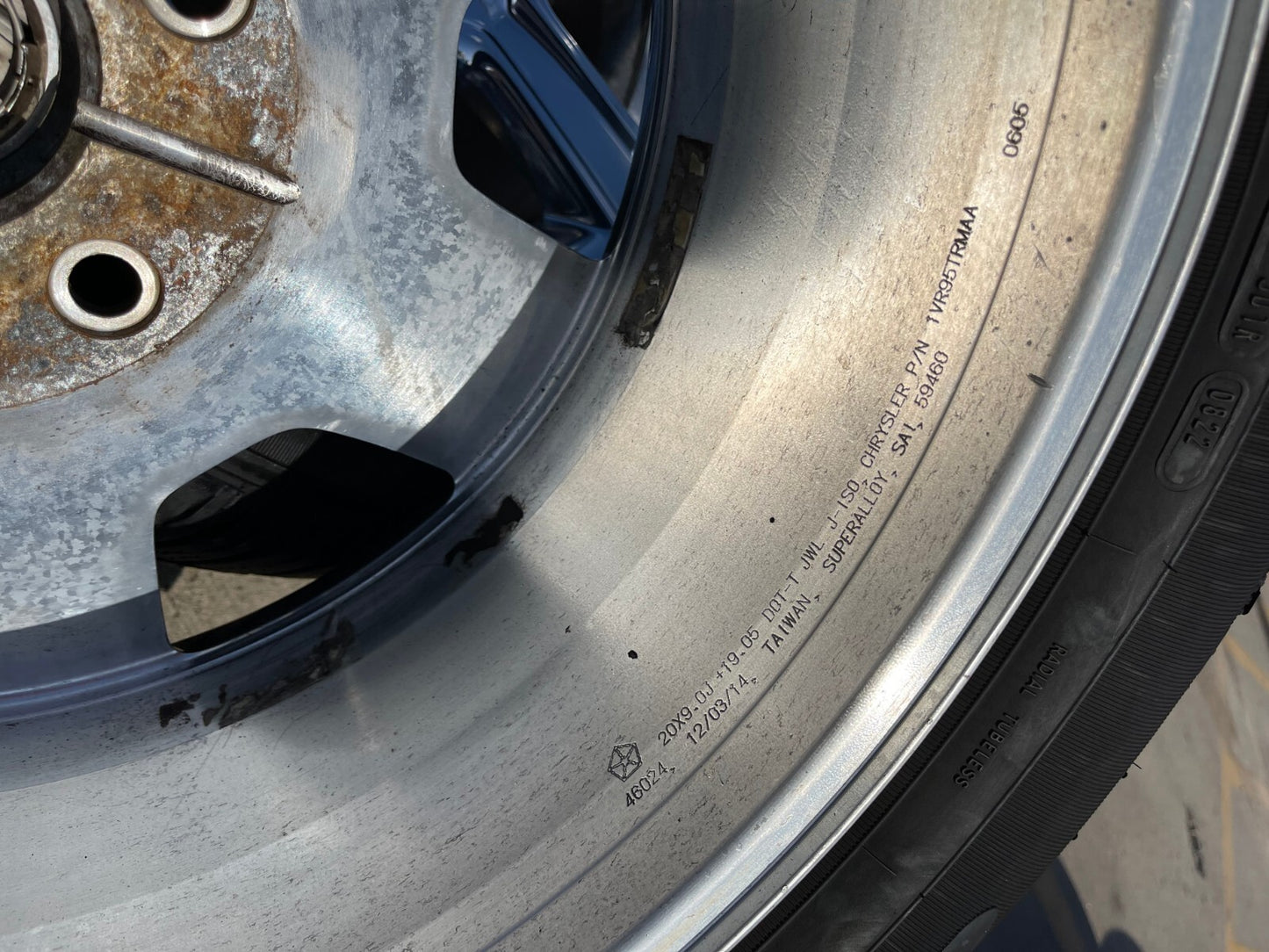 20" Dodge Ram 1500 OEM wheels rims 2561 2502 tires 2016 2017 2018 2019 2020 2021