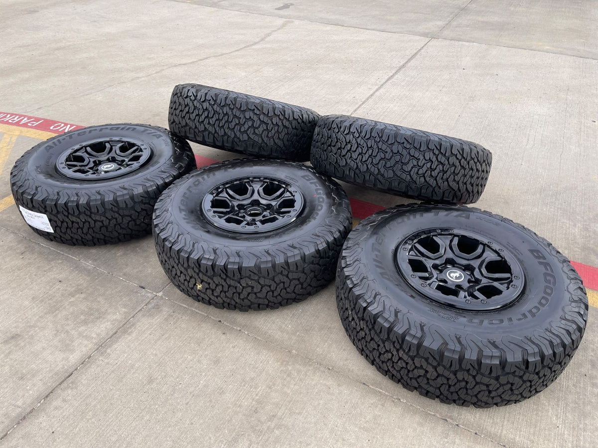 17" Ford Bronco SASQUATCH wheels rims BEADLOCK 10388 Ranger BFG KO2 A/T 37" SET