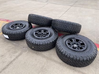 17" Ford Bronco SASQUATCH wheels rims BEADLOCK 10388 Ranger BFG KO2 A/T 37" SET