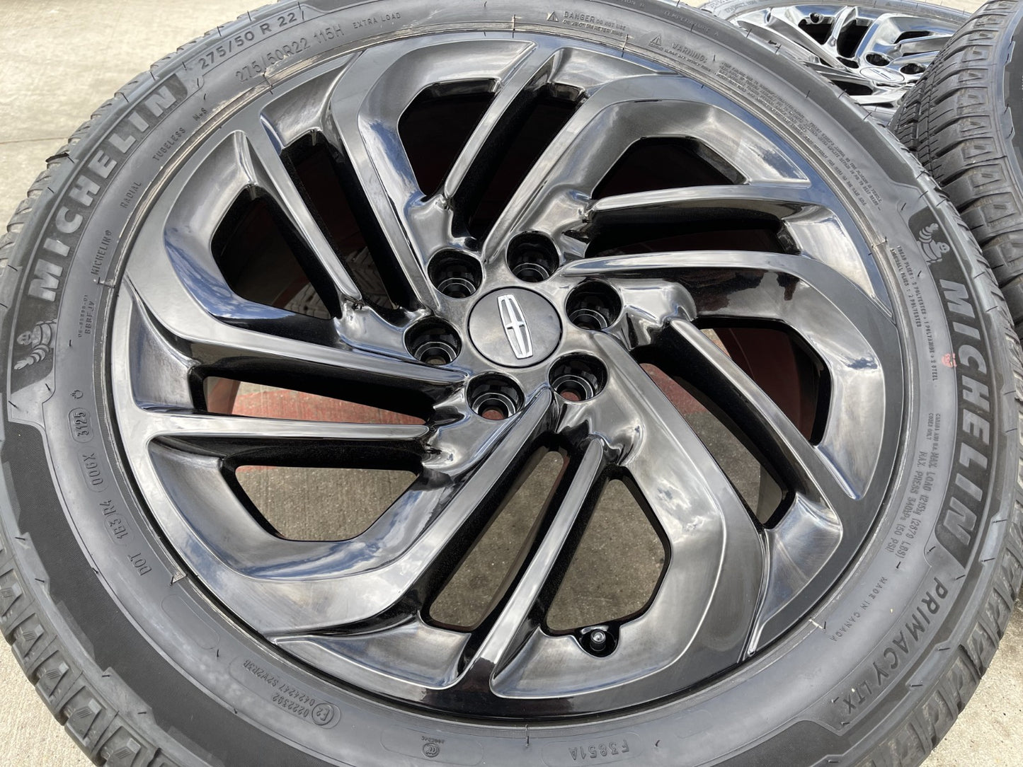 22" Lincoln Navigator OEM 94225 rims wheels BLACK LABEL 2026 2027 MICHELIN NEW