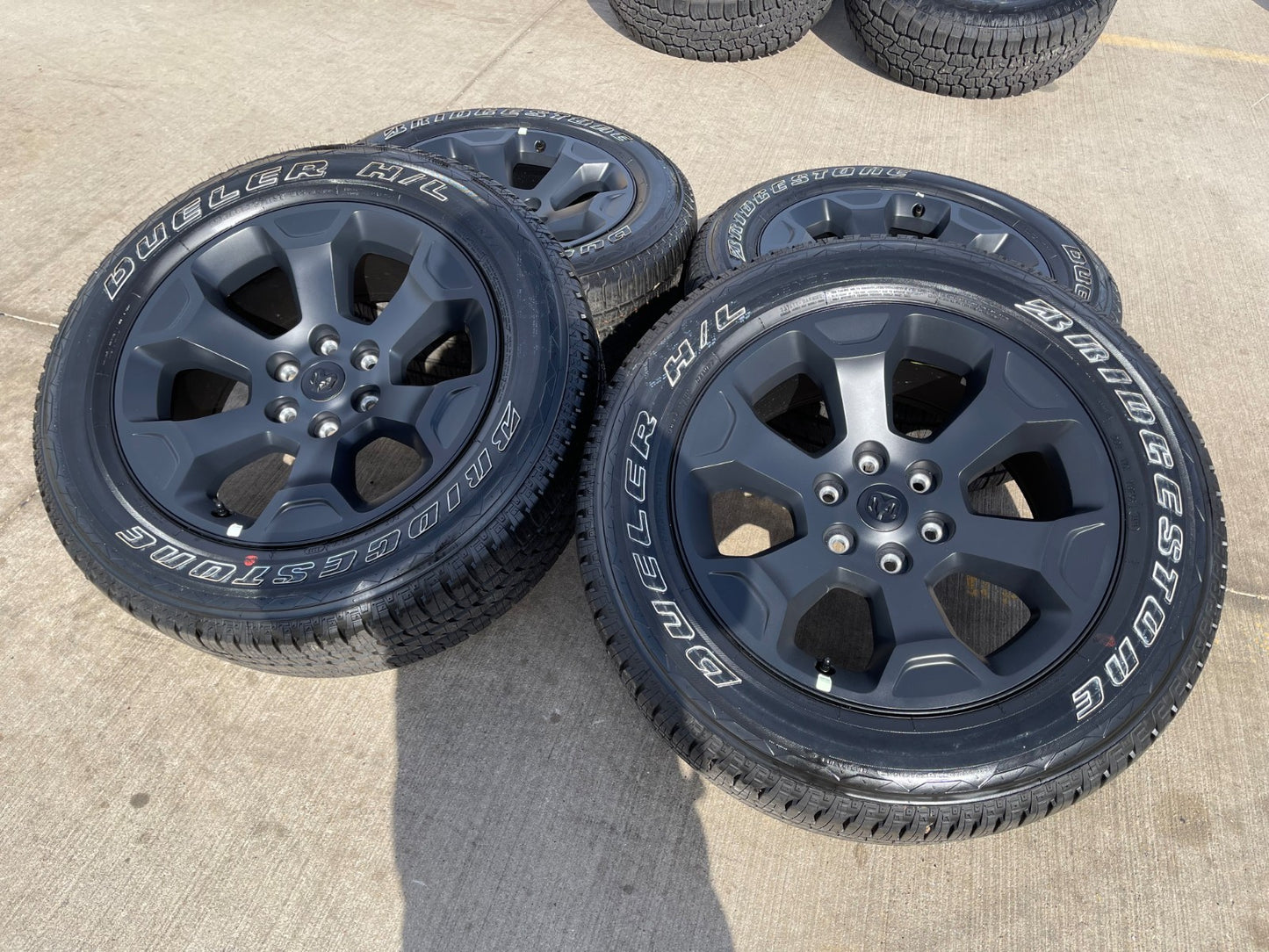 20" Dodge Ram 1500 OEM Laramie Black 2680 wheels rims tires 2024 2025 2026 NEW