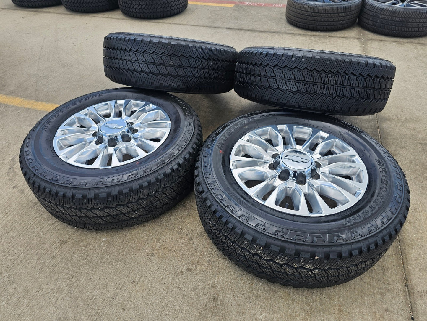 20" Chevy Silverado High Country 2500 3500 OEM 5961 wheels rims tires DUELER A/T