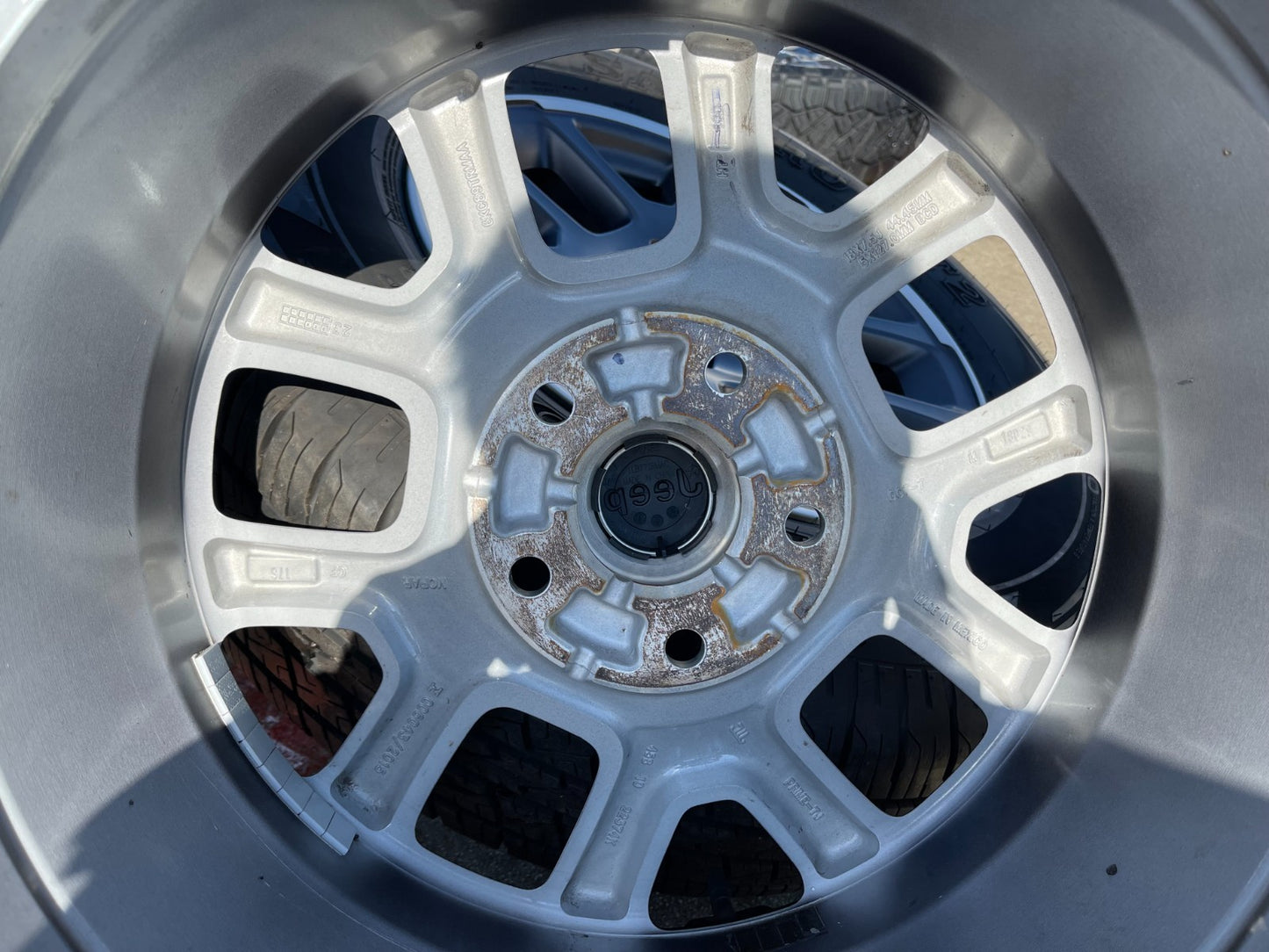 18" Jeep Gladiator Overland OEM wheels rims Wrangler 9241 96494 tires