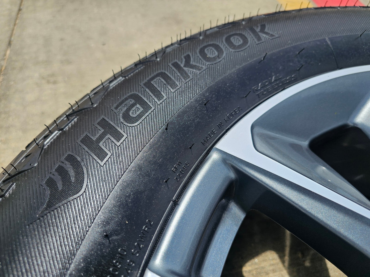20" Chevy Silverado 1500 Tahoe OEM 5915 5916 wheels rims SET HANKOOK A/T2 NEW