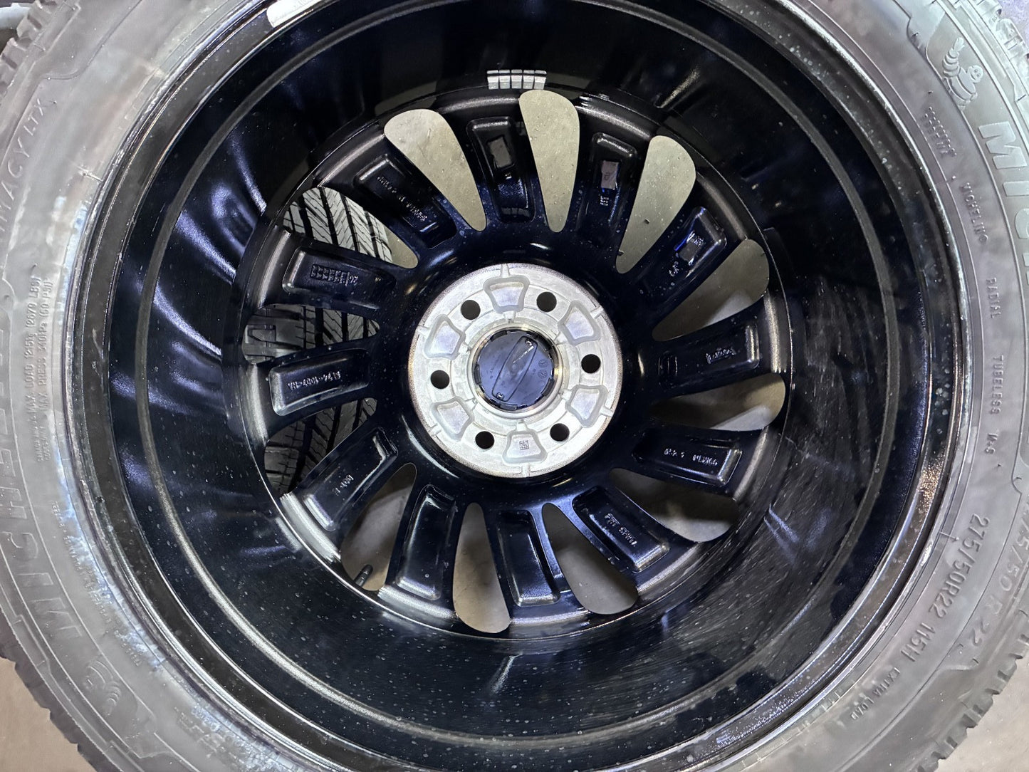 22" Lincoln Navigator OEM 10666 rims wheels BLACK LABEL MICHELIN NEW