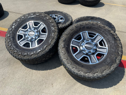 18" Ford F-250 F-350 Lariat FX-4 OEM wheels 10480 10298 SET tires TOYO 35"