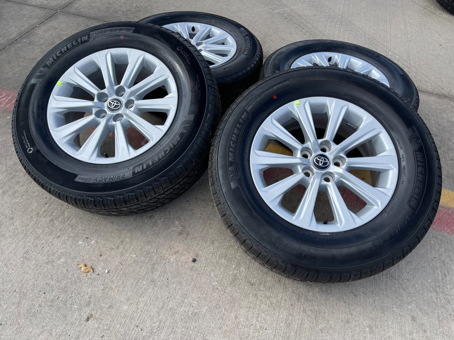 18" Toyota Grand Highlander OEM 10525 wheels rims tires Lexus TX350 NEW MICHELIN