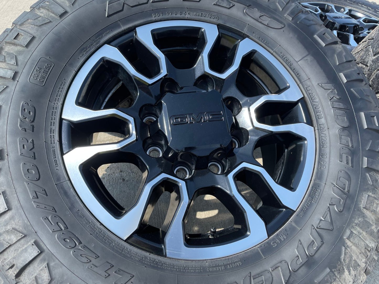 18" GMC Sierra AT4X Chevy Silverado 2500 3500 OEM 5949 wheels rims SET NITRO 34"