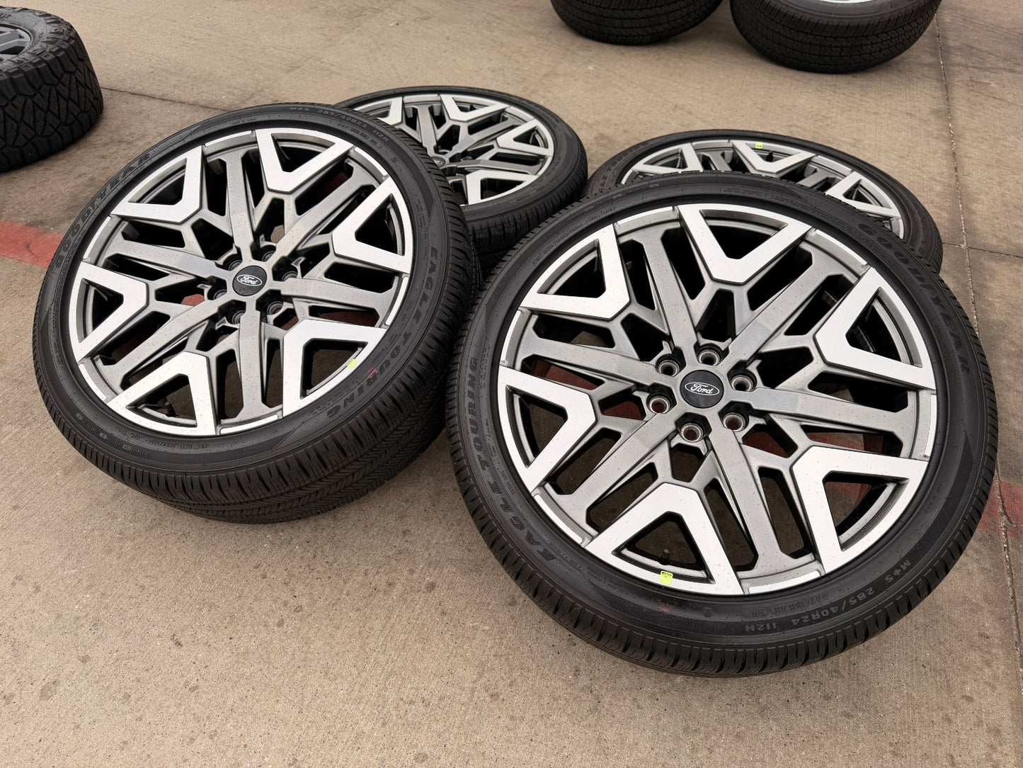 24" Ford F-150 LIMITED Plus OEM rims wheels Expedition 2024 2025 2026 NEW