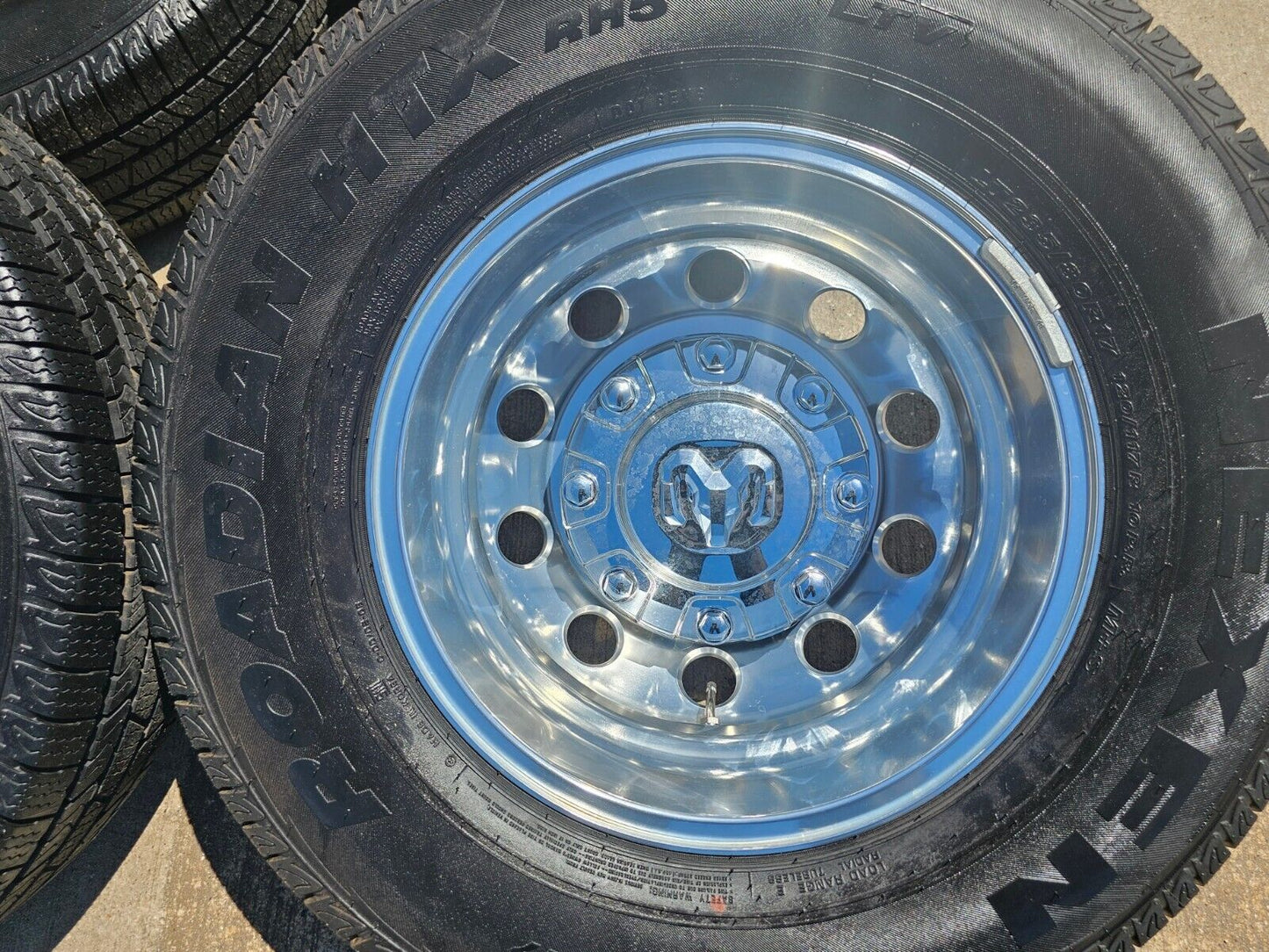 17" Dodge Ram 3500 Dually Laramie 8x200 wheels rims 2701 2702 OEM 2023 2024 NEW