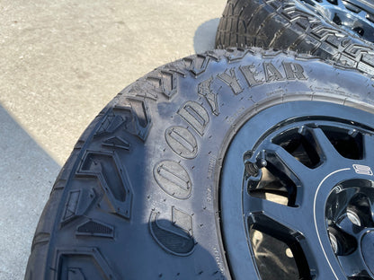 18" AEV SALTA GMC Sierra AT4X Chevy Silverado OEM rims wheels SET