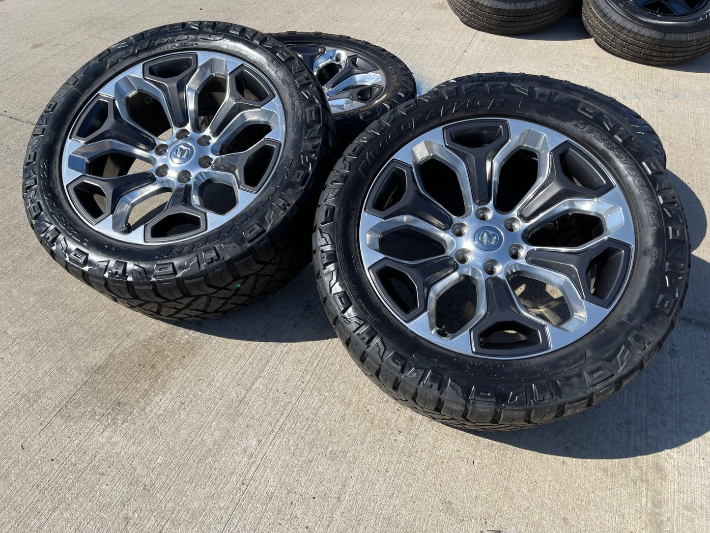 22" Dodge Ram 1500 OEM LIMITED Laramie wheels rims 2685 NITTO RIDGE GRAPPLER