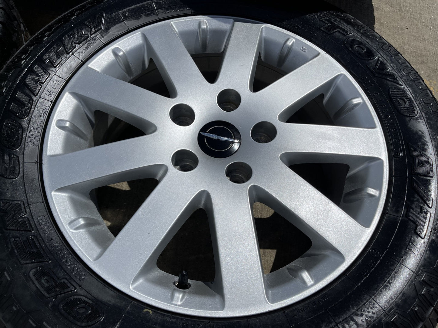 17" Jeep Grand Cherokee OEM wheels rims 2401 tires 2012 2015 2018 DISCOUNTED