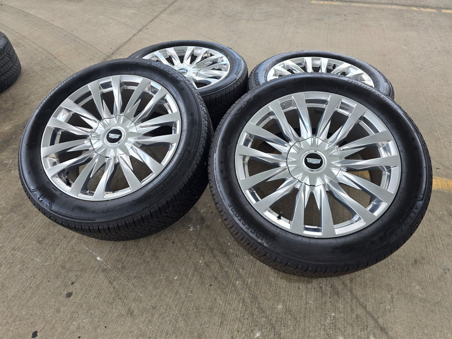 22" Cadillac Escalade Platinum OEM wheels rims 95026 4873 tires DISCOUNTED