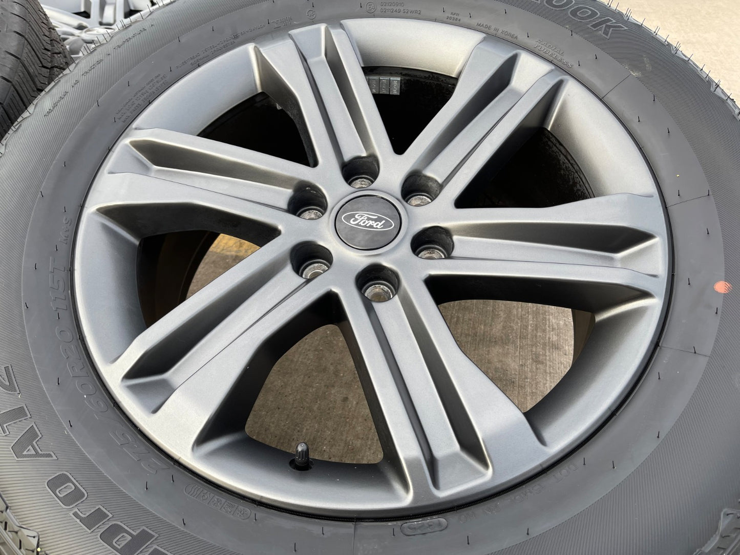 20" Ford F-150 FX-4 PLATINUM OEM rims wheels 10344 Expedition HANKOOK A/T2