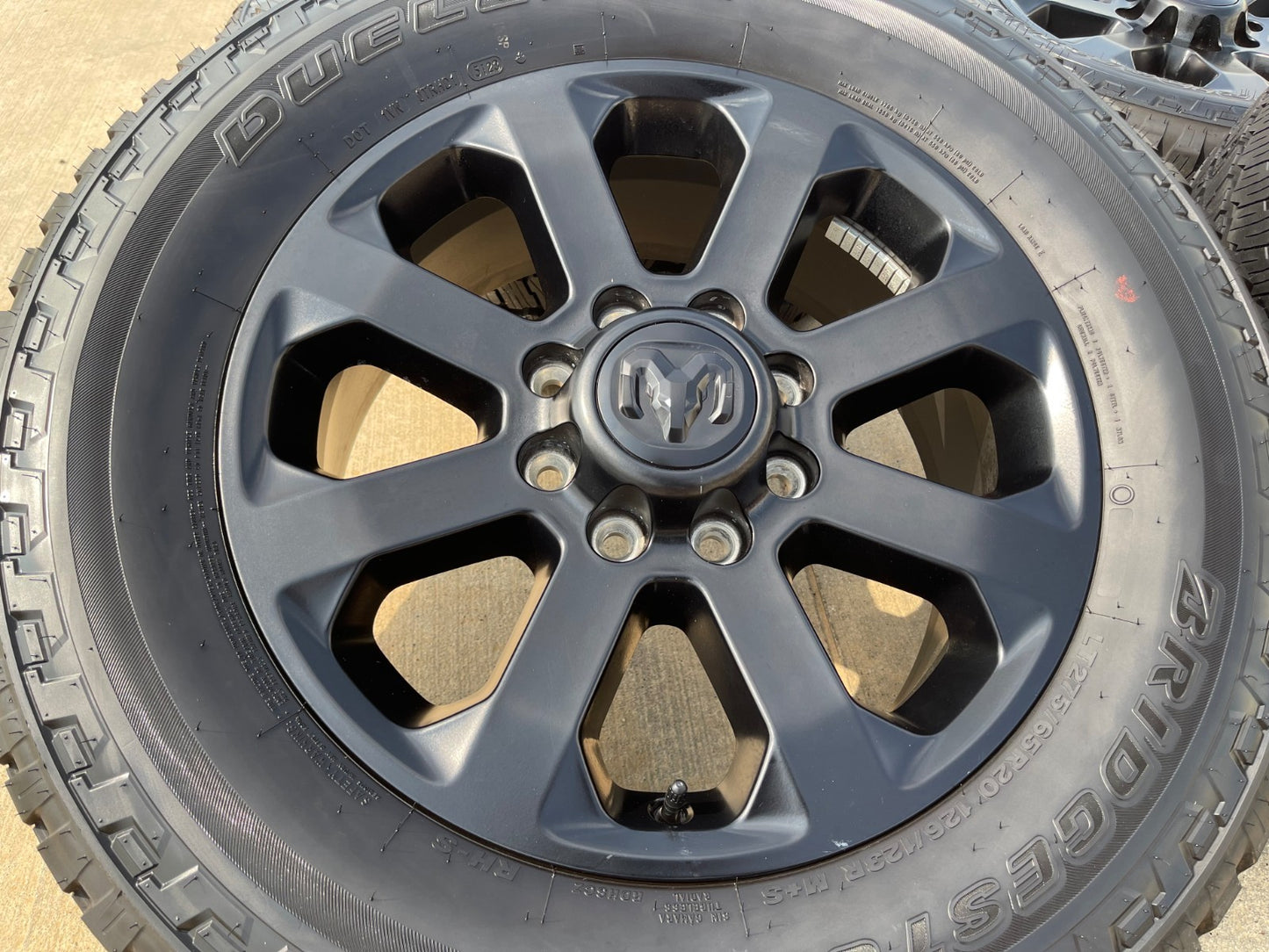 20" Dodge Ram 2500 3500 LARAMIE OEM 2700 wheels rims 2024 2025 2026 2027 NEW