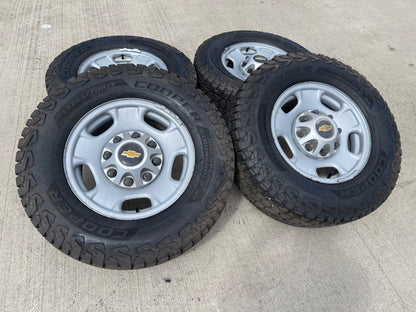 17" Chevy Silverado GMC Sierra 2500 OEM 8095 wheels rims COOPER DISCOVERER AT