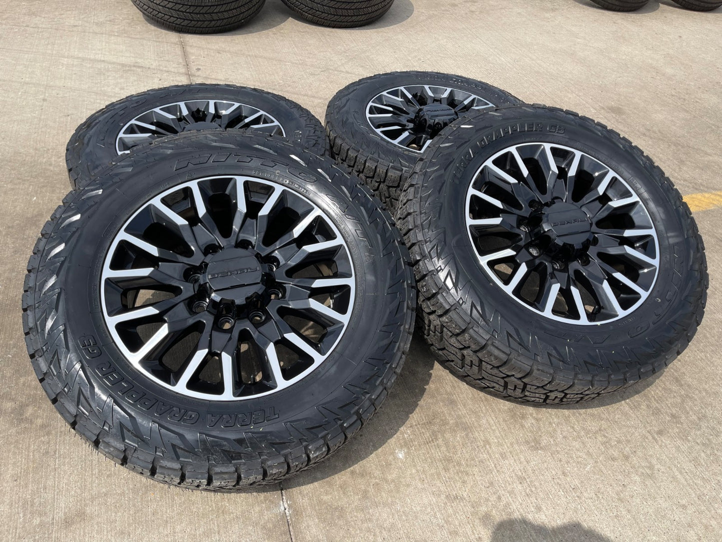 20" GMC Sierra Chevy Silverado 2500 3500 OEM Replica wheels rims NITRO 34" NEW