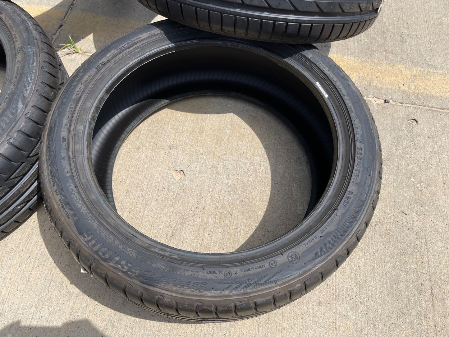 (4) 225/45/19 Bridgestone Potenza S001 RFT tires 225/45R19 92W BRAND NEW!