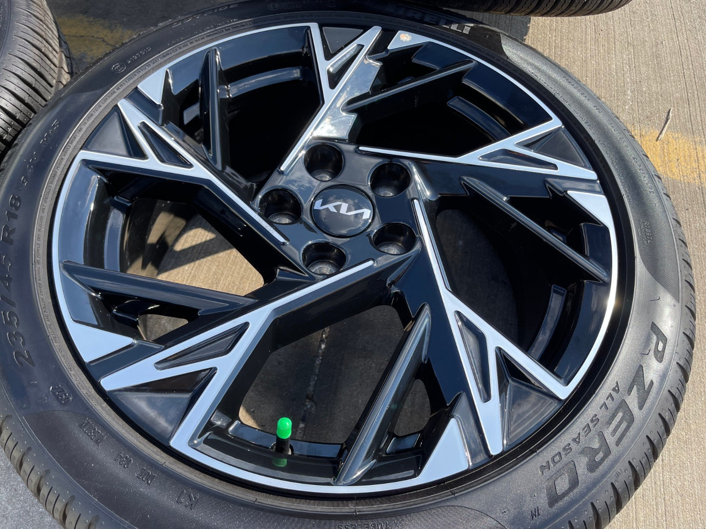 18" Kia K4 K5 OEM 95936 wheels rims Sonata Stinger Forte Optima 2025 2026 NEW