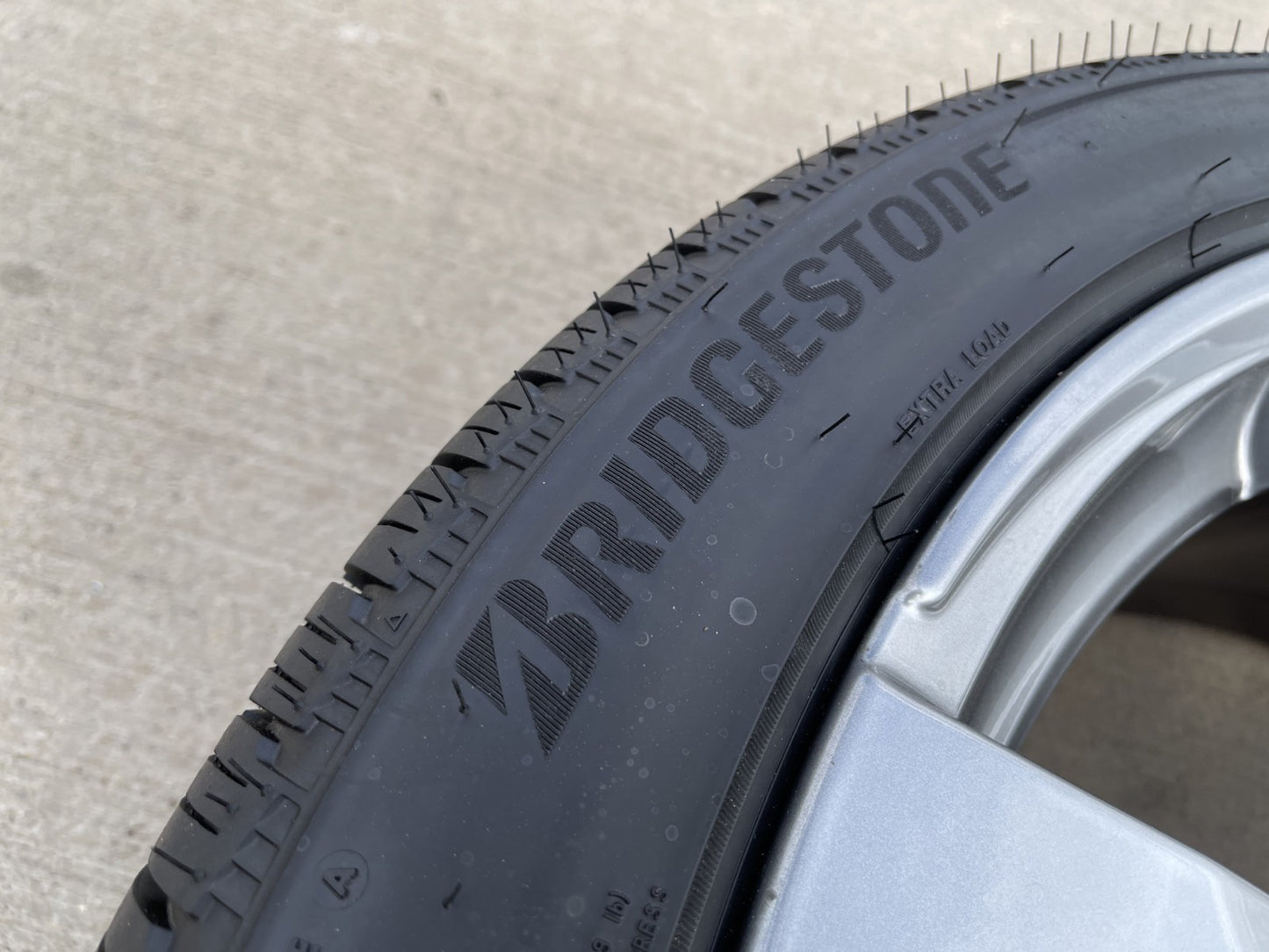 24" Cadillac Escalade V OEM wheels rims 2024 2025 2026 BRIDGESTONE DISCOUNTED