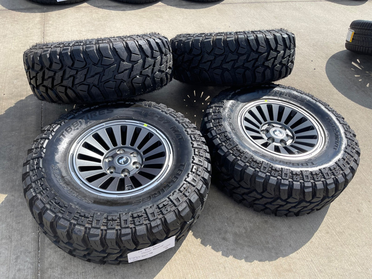 17" Ford Bronco HERITAGE Edition wheels rims 2024 2025 2026 tires 35"