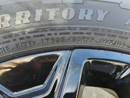 22" Chevy Silverado GMC Sierra 2500 OEM wheels rims A/T tires 2024 2025 2026 NEW