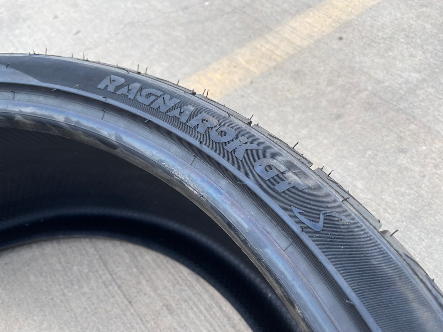 (1) 305/30/26 Venom Power Ragnarok GTS tire 305/30R26 109W XL M+S NEW