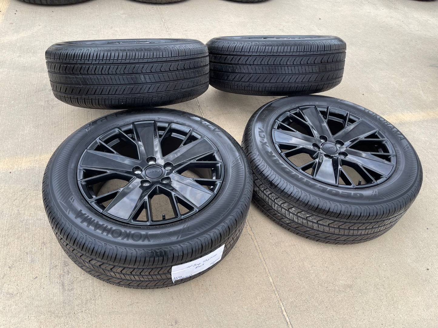 20" Jeep Grand Cherokee L OEM wheels rims Durango SET 2024 2025 2026 2027 NEW