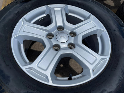 17" Jeep Wrangler Rubicon OEM wheels rims 9216 Gladiator tires MICHELIN