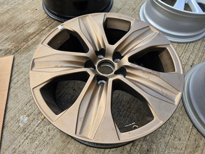 18" Toyota Highlander Bronze OEM 75264 wheel rim 2021 2022 2023 2024 2025 2026