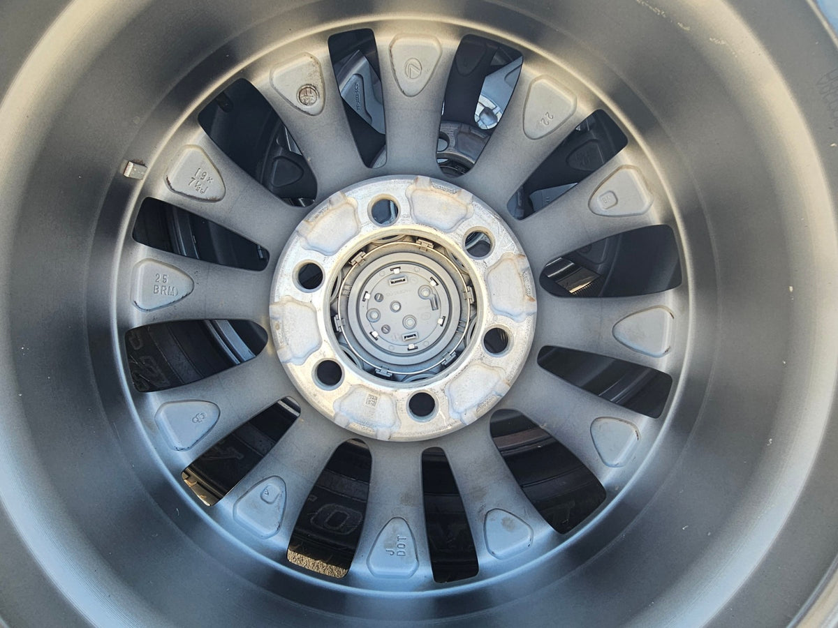 19" Lexus GX460 GX470 OEM 74388 wheel rim tire DUNLOP single spare