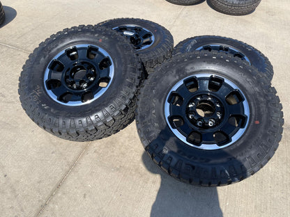 18" Ford F-250 F-350 OEM TREMOR rims wheels 10482 tires DURATRAC R/T 35" SET NEW