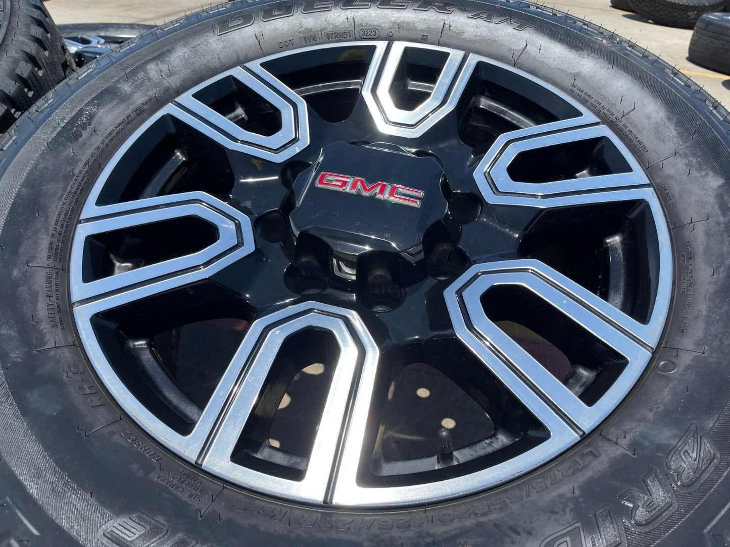 20" GMC Sierra AT4 2500 3500 OEM wheels rims 5950 Silverado 2023 2024 2025 2026