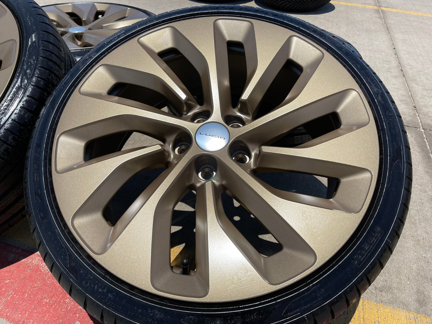 21" Lucid Air OEM Grand Touring 95542 95543 wheels rims 2022 2023 2024 2025 NEW