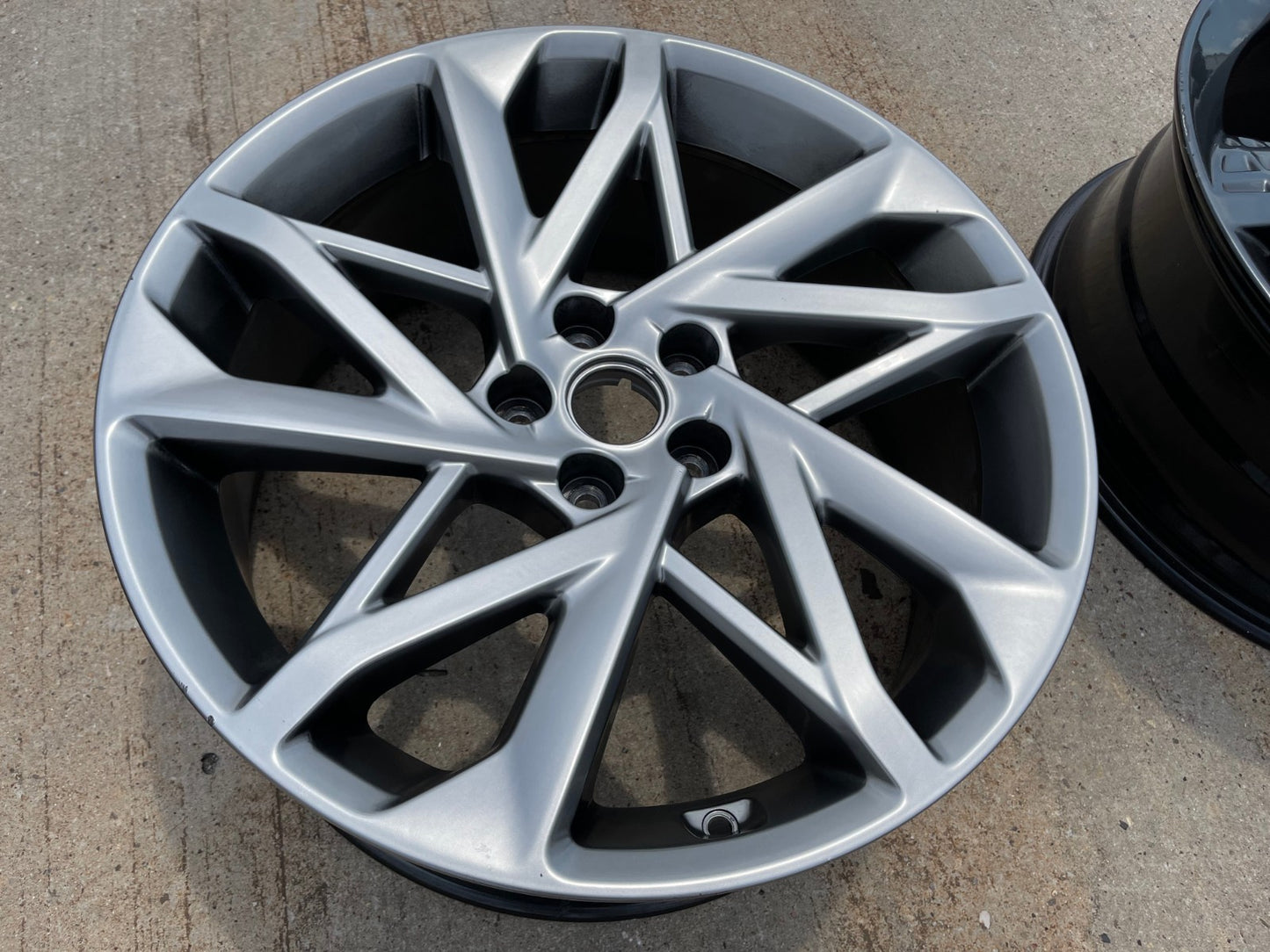 20" Hyundai Genesis GV60 GV70 GV80 GV90 OEM 70796 wheel rim 2022 2023 2024 2025