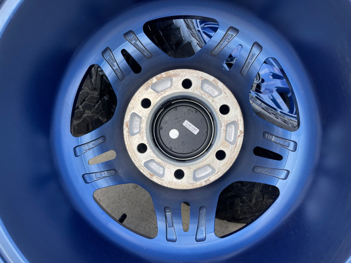 18x9 18" FUEL Oxide D802 Silverado RAM Tacoma wheels rims 6x139 6x5.5 35"