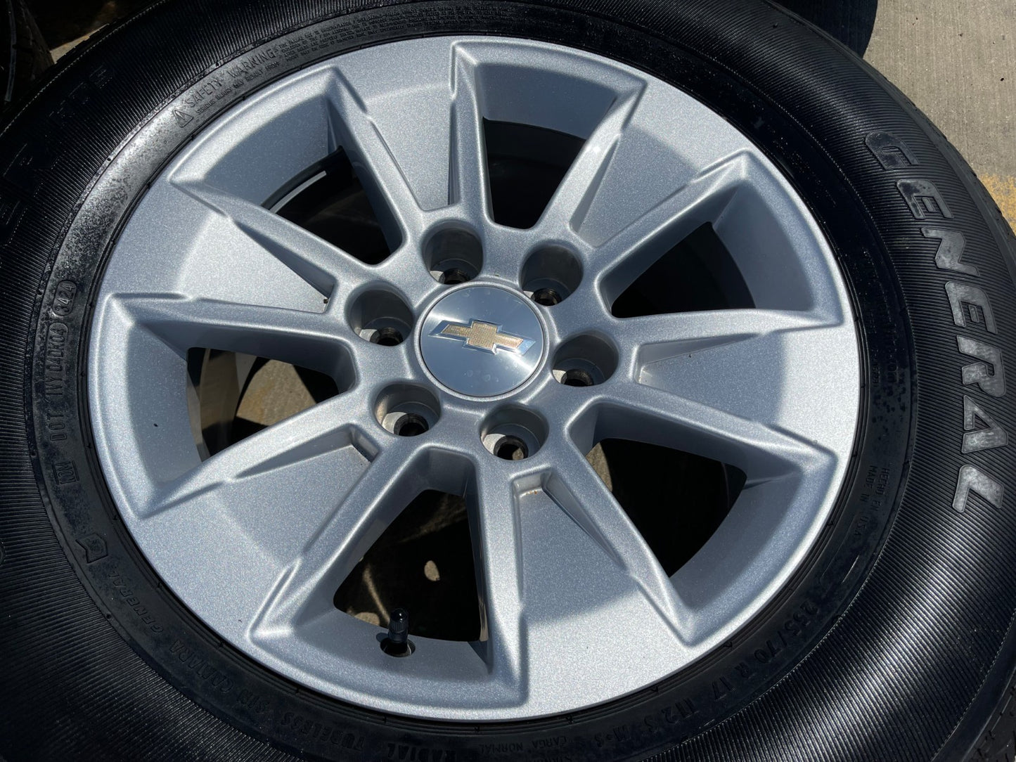 17" Chevy Silverado OEM wheels rims 5908 Colorado GMC Canyon 2024 2025 2026 SET
