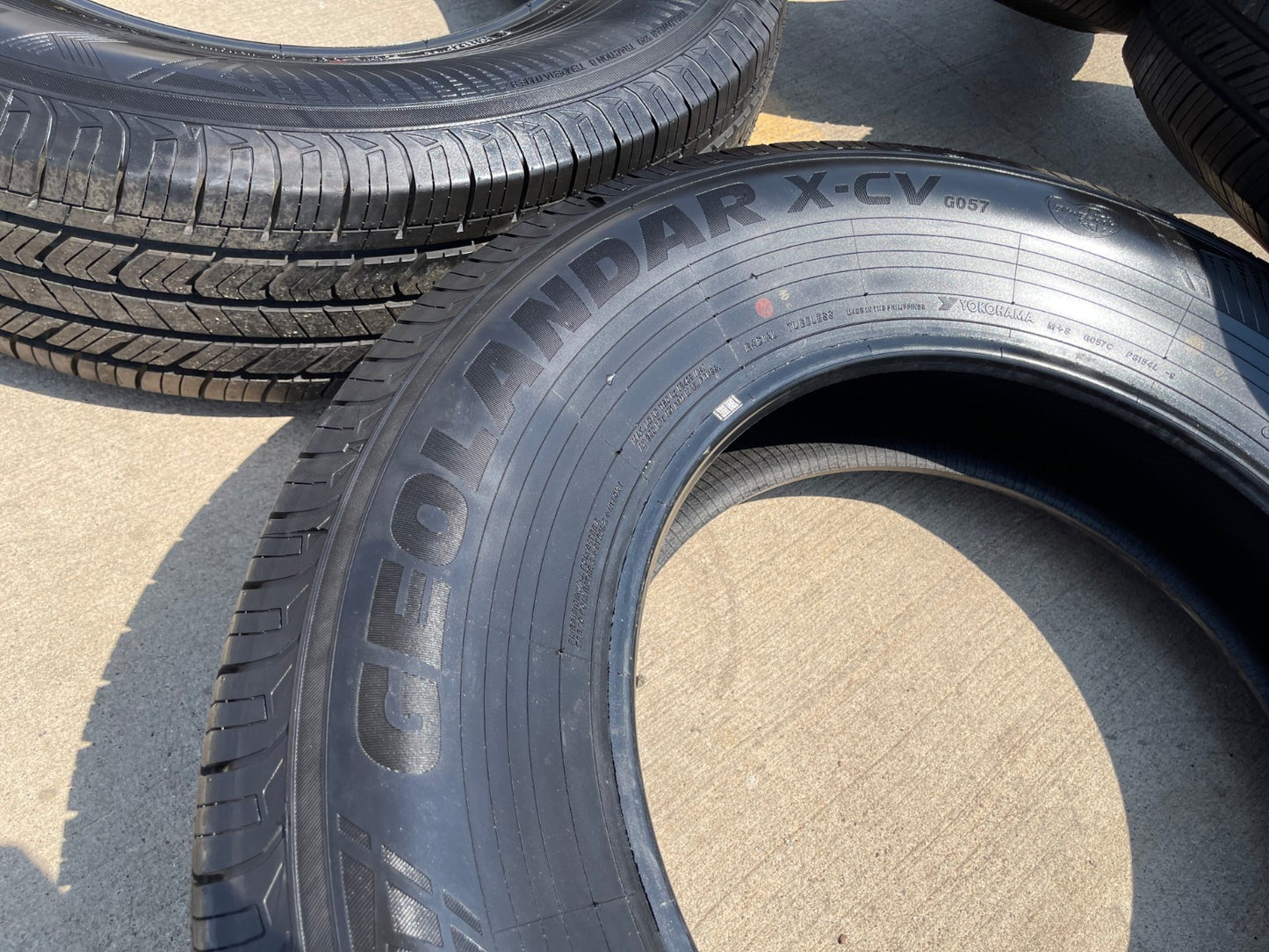 (4) 245/75/18 Yokohama Geolander X-CV tires 245/75R18 112T TAKE OFFS SET NEW