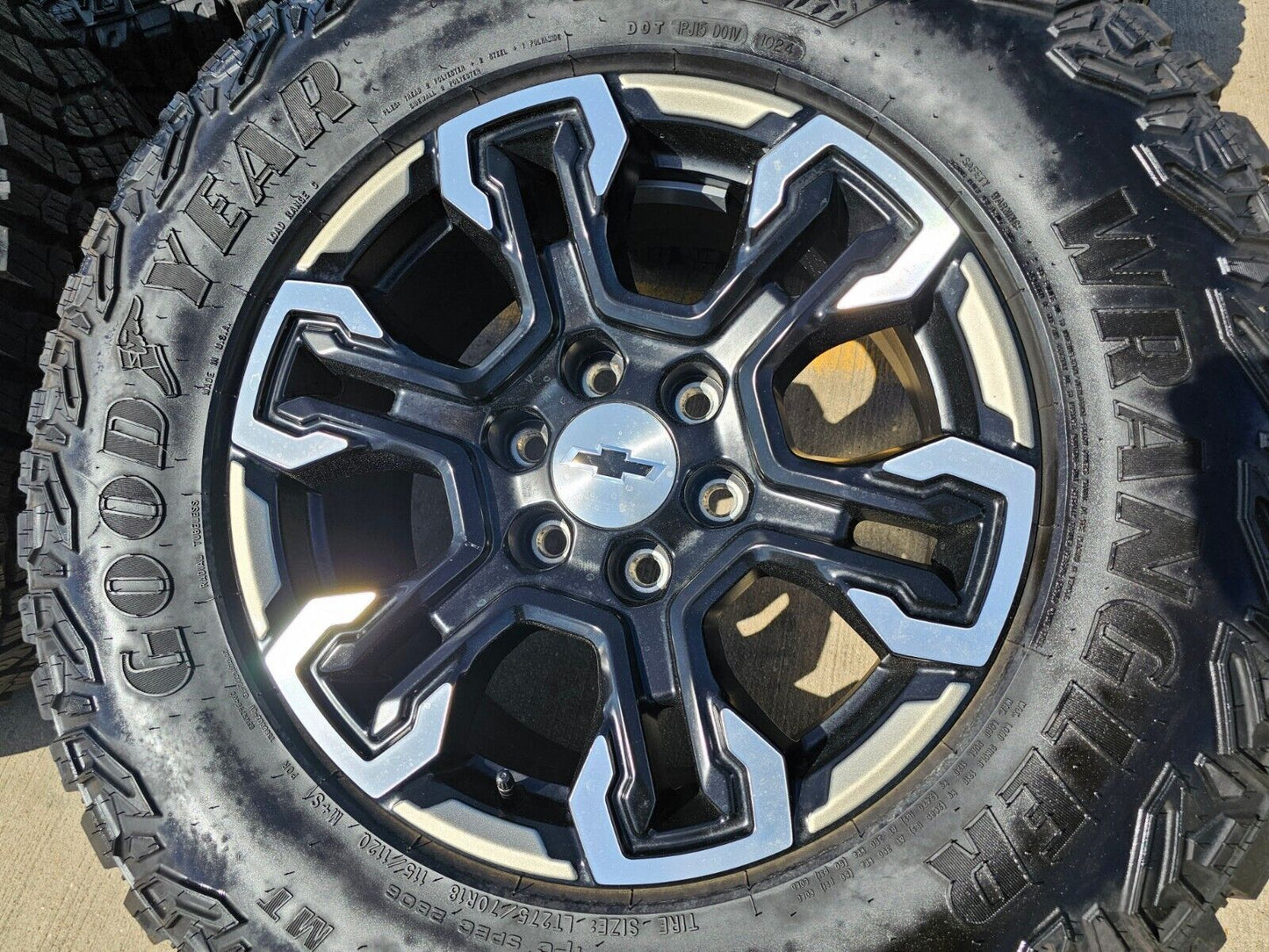 18" Chevy Silverado ZR2 Tahoe GMC Sierra OEM 95415 wheels rims 2024 2025 NEW