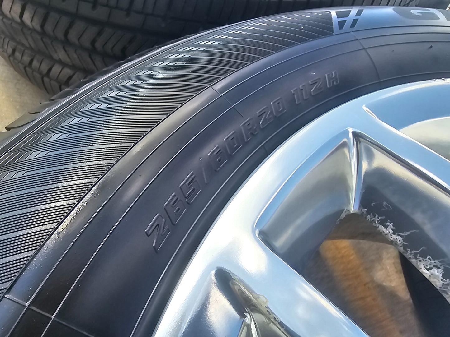 20" GMC Yukon Chevy Tahoe OEM Y spoke wheels rims 5698 tires